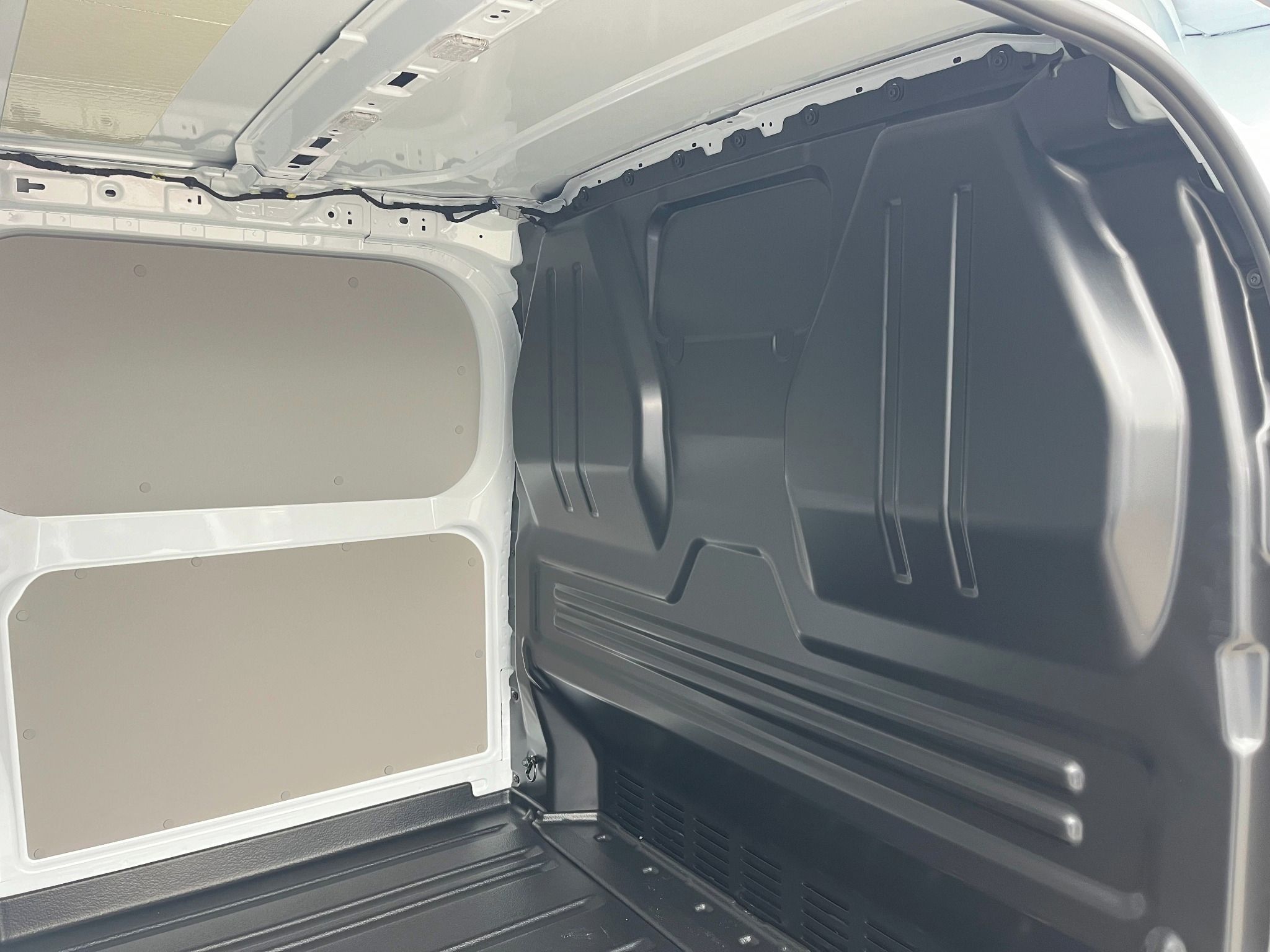 Ford Transit Custom, Van L1 Trend 81kW man - fotka 5