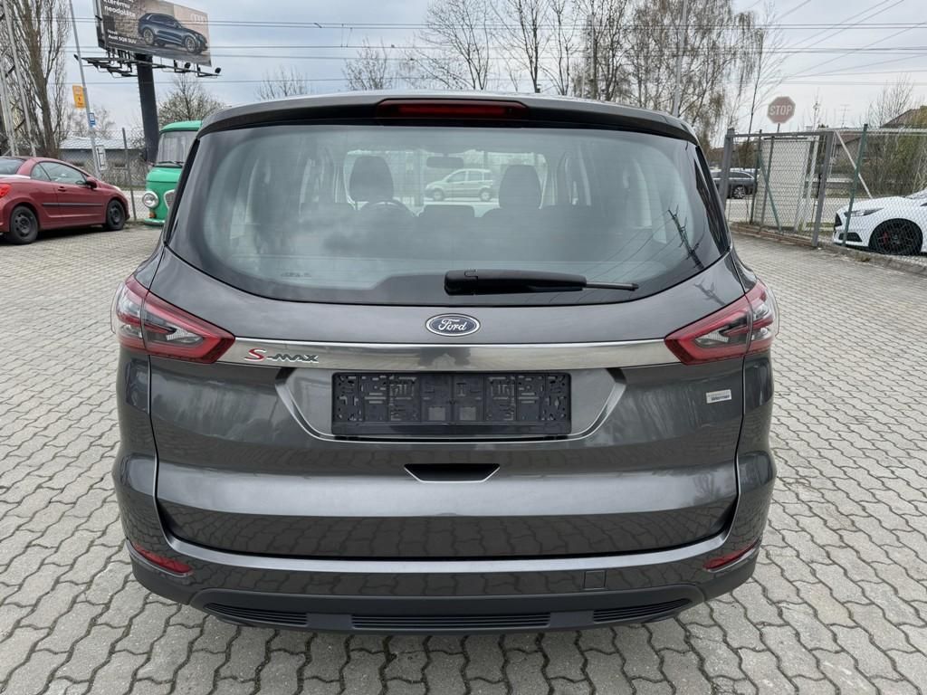 Ford S-MAX, 1.5i 118 kW - fotka 4