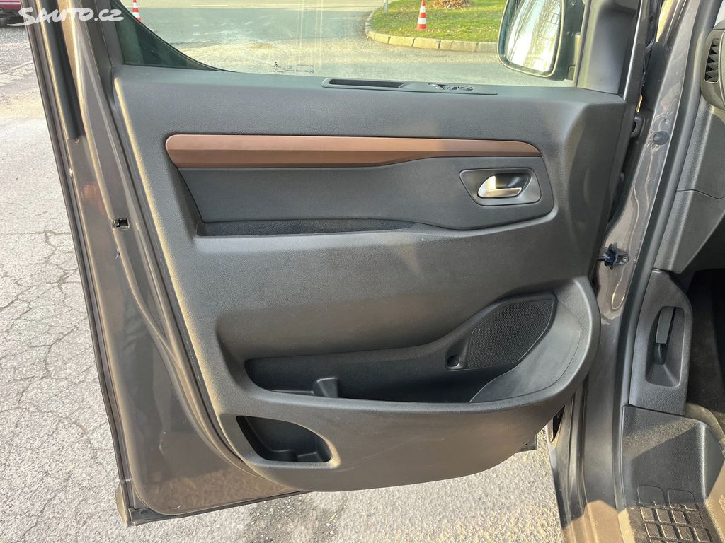 Toyota Proace Verso, fotka 8