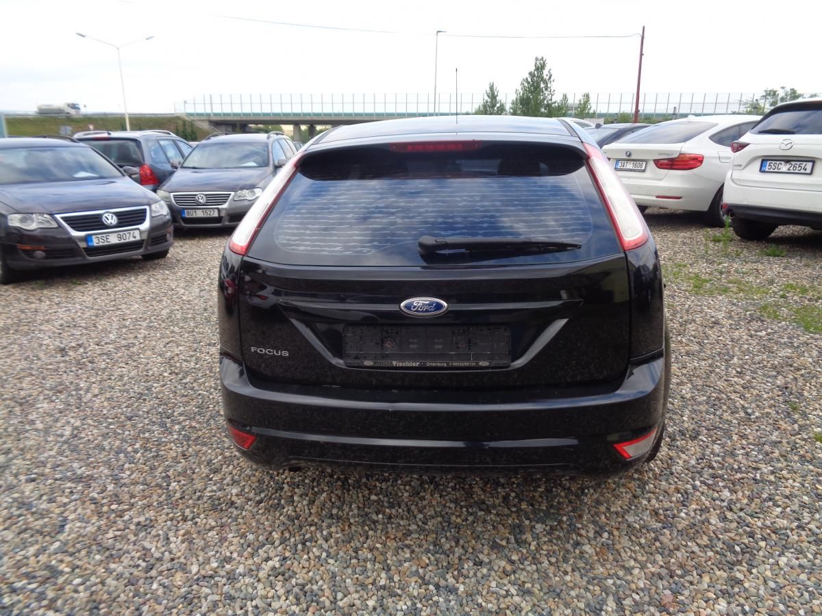 Ford Focus, 1,6 - fotka 4