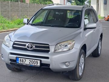 Obrázek k inzerátu: Toyota Rav4, 2.0 Benzín, manuál, ČR, 4X4