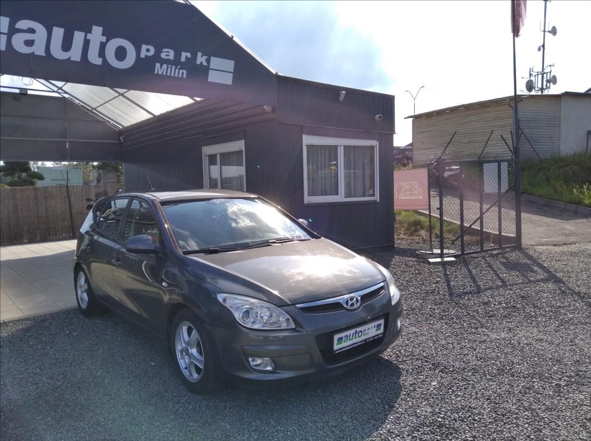 Hyundai i30, 1,6 CRDi VGT 66kW Comfort