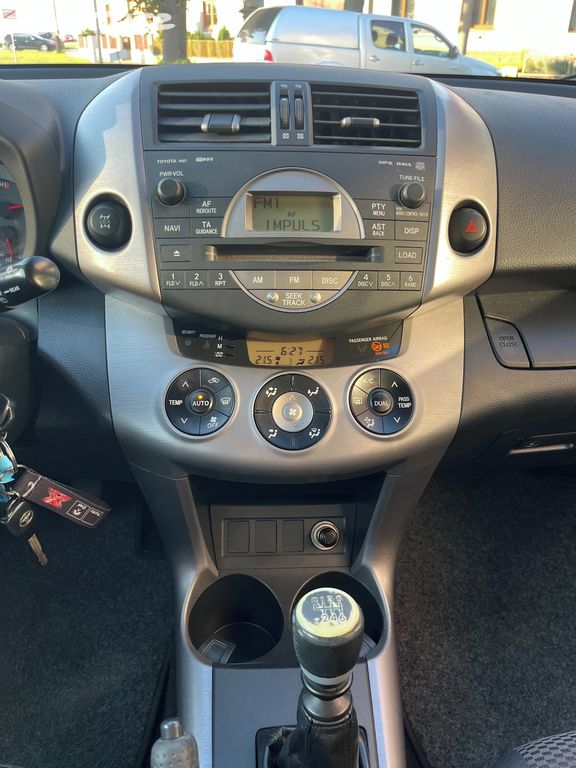 Toyota Rav4, fotka 15