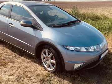 Honda Civic, 1.8i, 103 kW,154 000 km,Sport