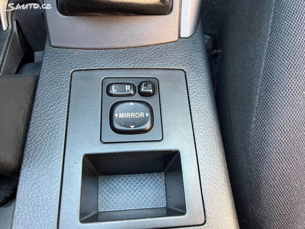 Toyota Rav4, fotka 19