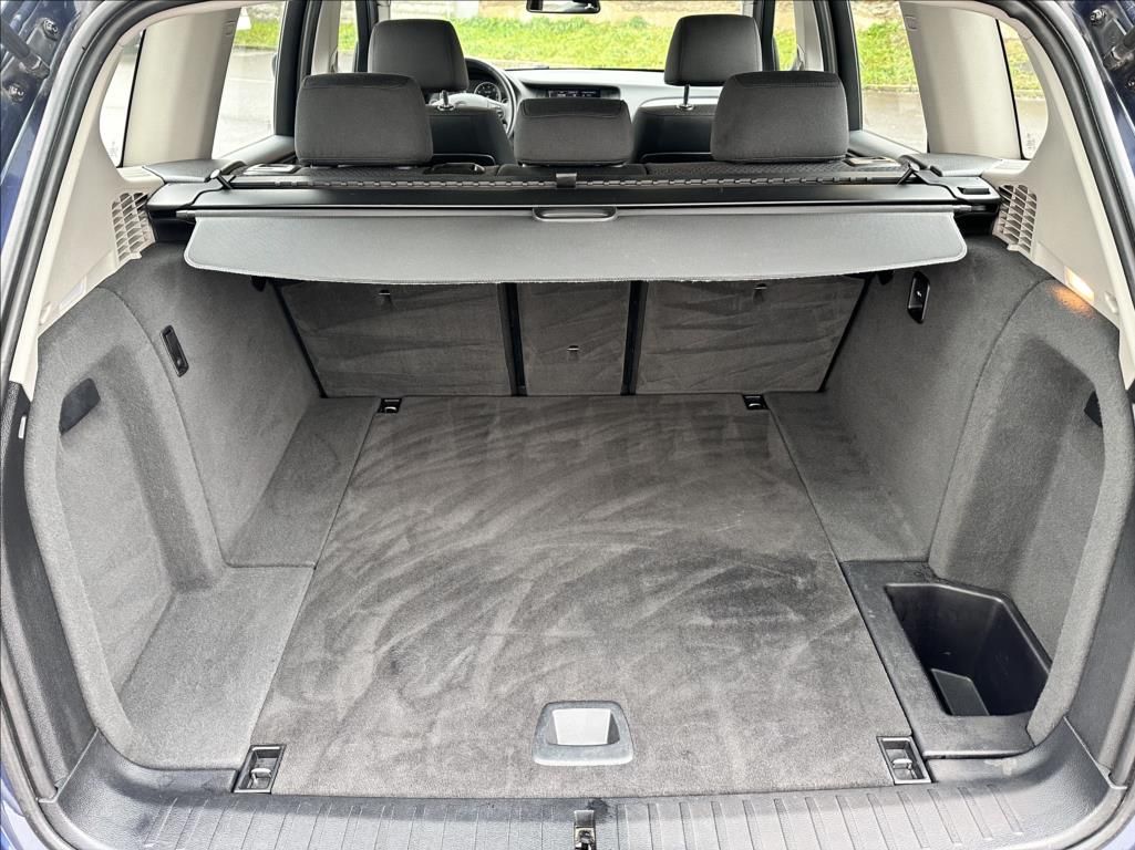 BMW X3, 2,0 4 x 4 20i NAVIGACE - fotka 6