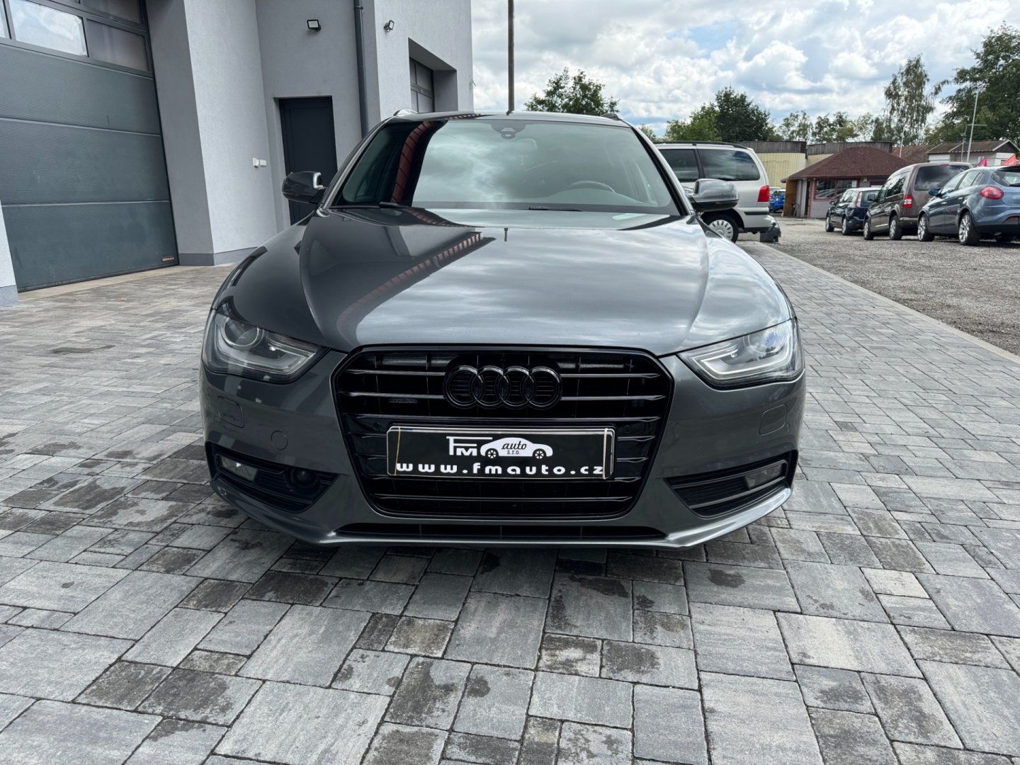 Audi A4, 2.0TDI S-Line Quattro - fotka 3