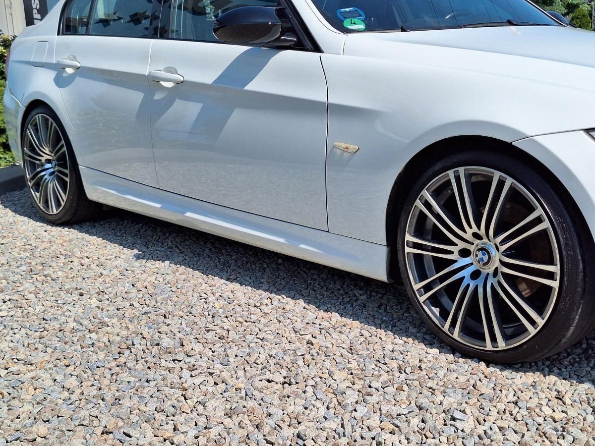 BMW Řada 3, 320si KŮŽE, NAVI, ŠÍBR - fotka 6