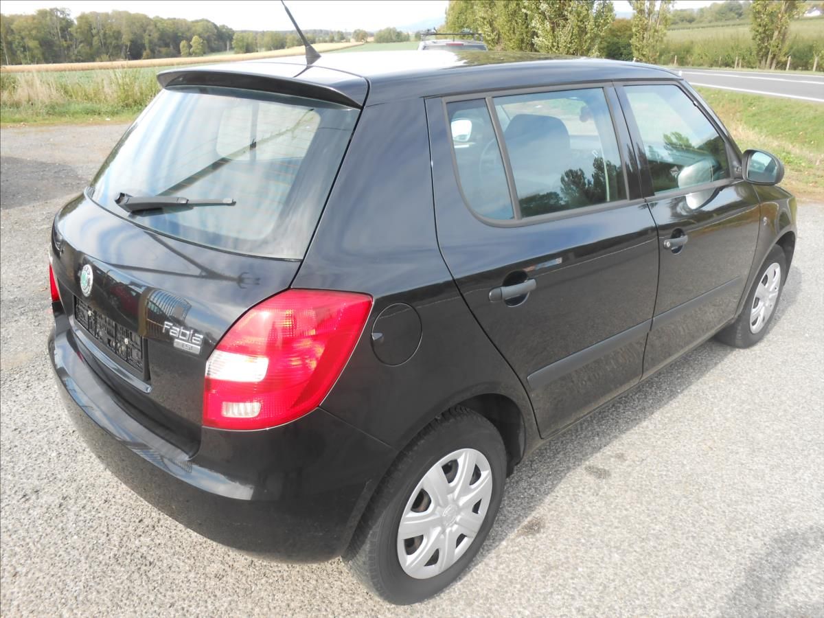 Škoda Fabia, 1,2 TSI 63kW KLIMA Historie - fotka 4