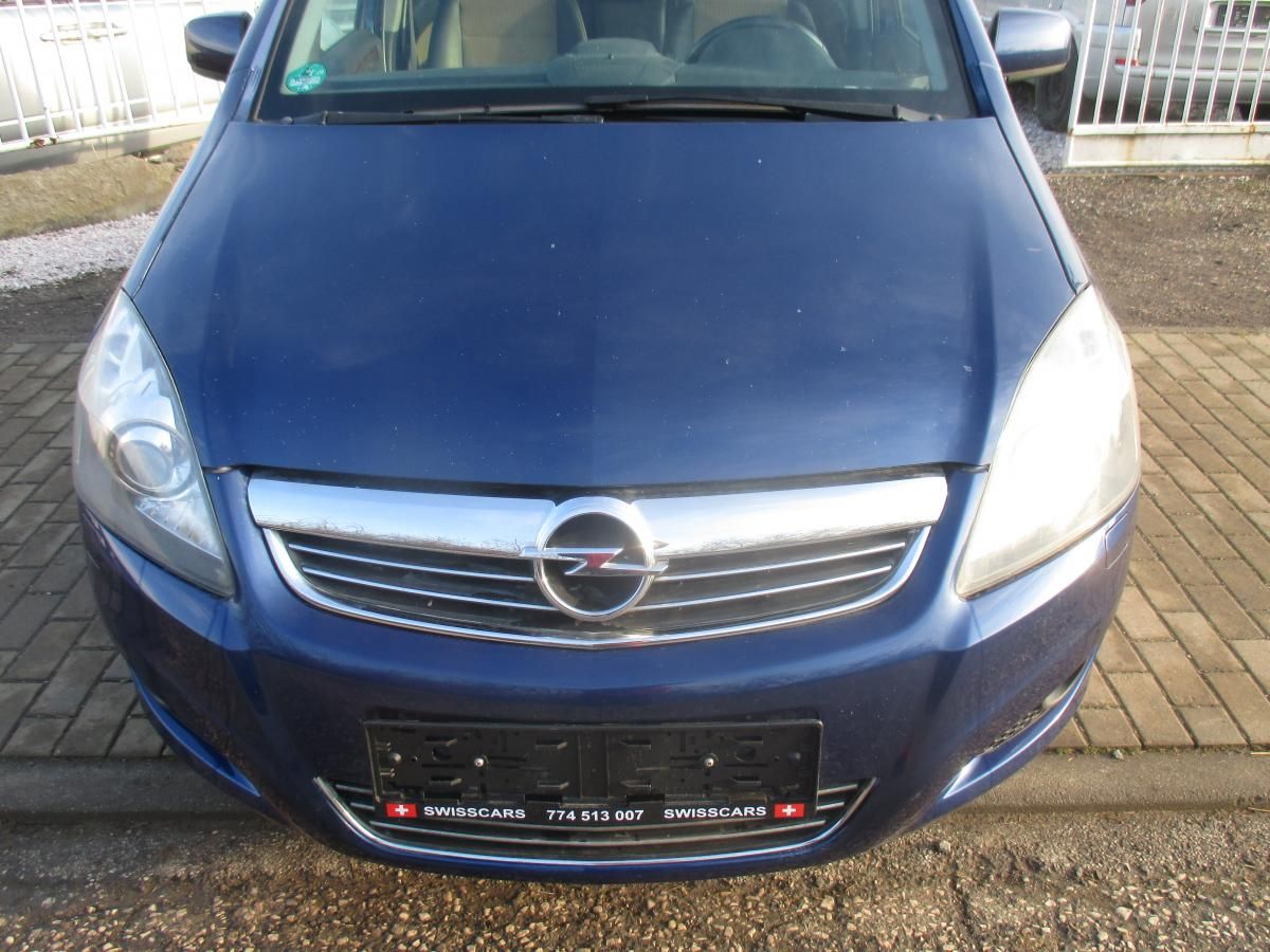 Opel Zafira, 1,8i 7míst - fotka 4