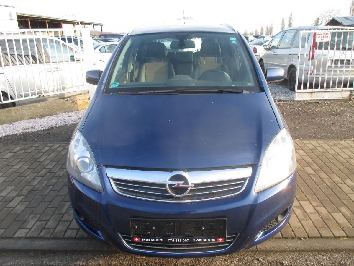 Opel Zafira, 1,8i 7míst - fotka 3