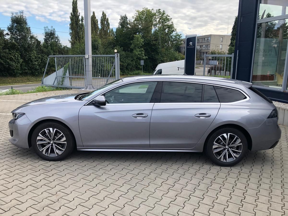 Peugeot 508, SW ALLURE PureTech 180  EAT8 - fotka 4