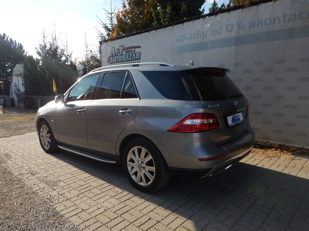 Mercedes-Benz Třídy M, ML 350 BLUETEC 4MATIC - fotka 4