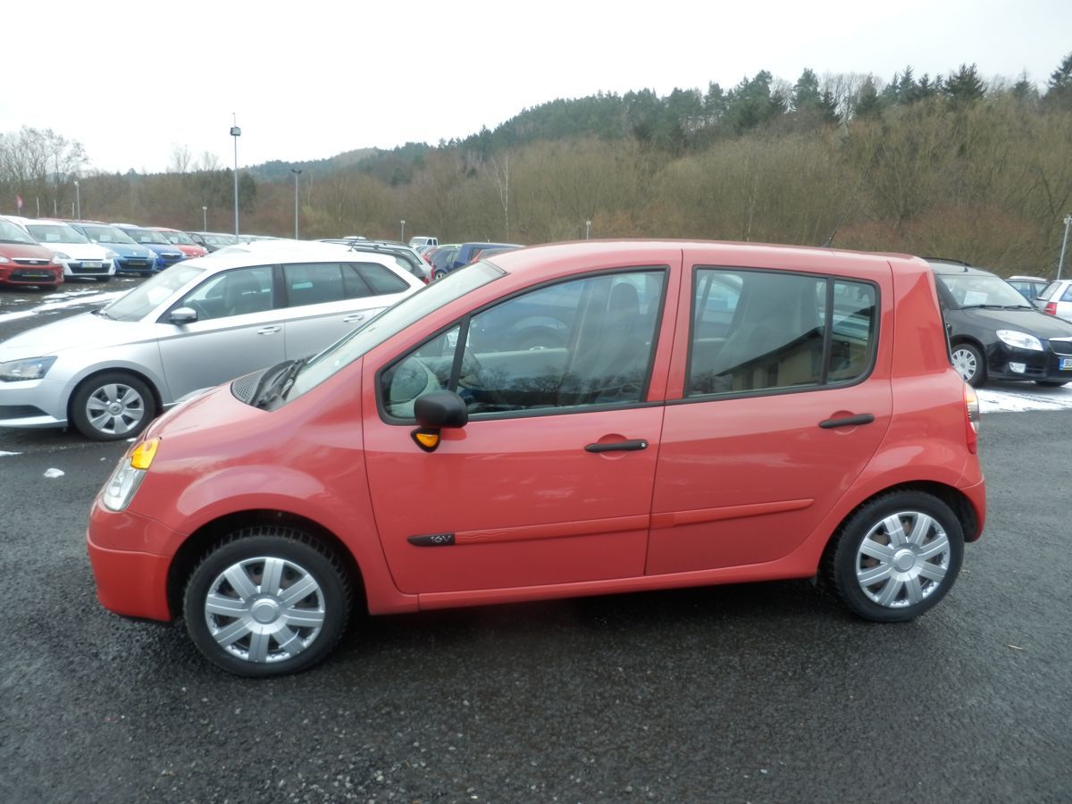 Renault Modus, 1,2 48KW KLIMA - fotka 5