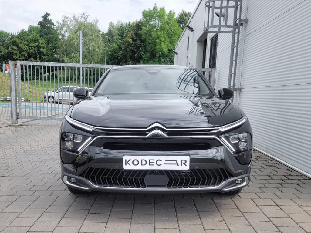 Citroën C5 X, 1,6 Hybrid 225k ë-EAT8 Shine P - fotka 2