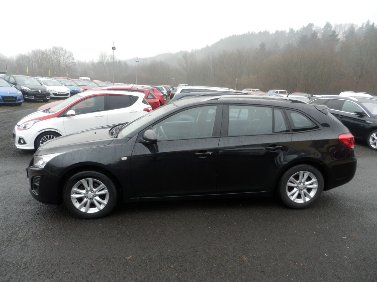 Chevrolet Cruze, 1,4T 103KW DIGI-KLIMA - fotka 5