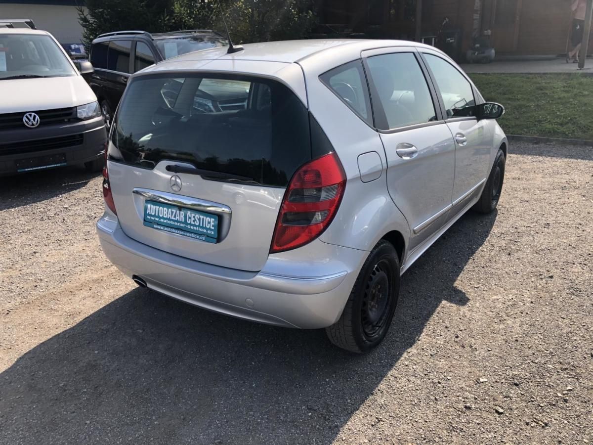 Mercedes-Benz Třídy A, 1.5i - fotka 5