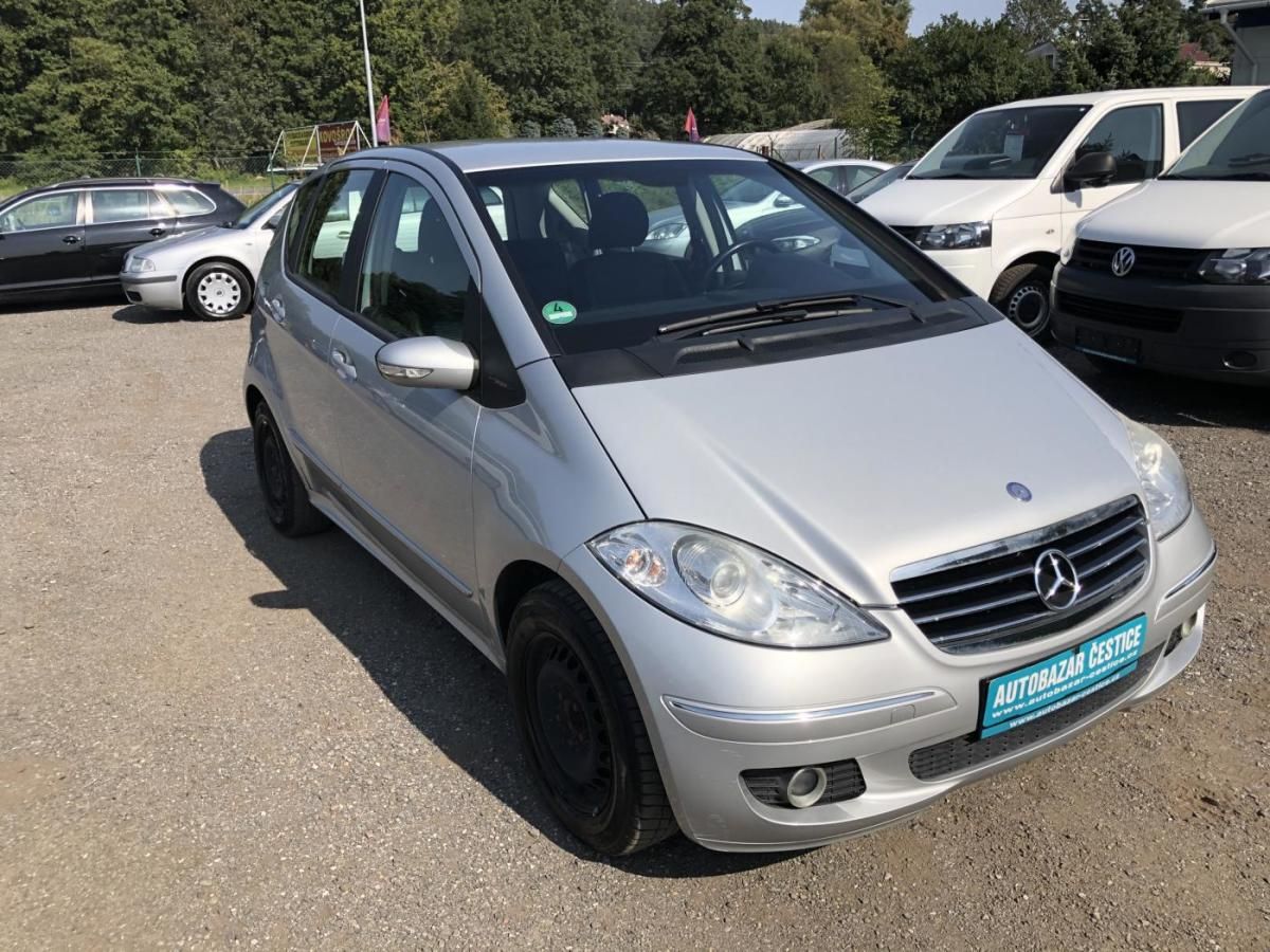 Mercedes-Benz Třídy A, 1.5i - fotka 3