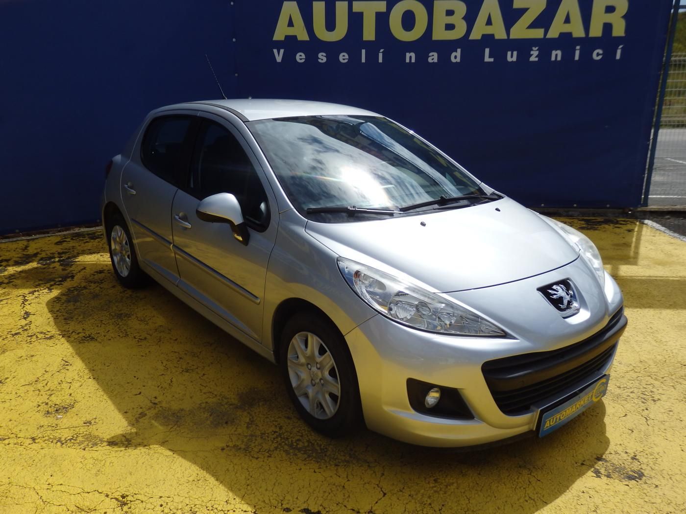 Peugeot 207, 1,4 54KW - fotka 3