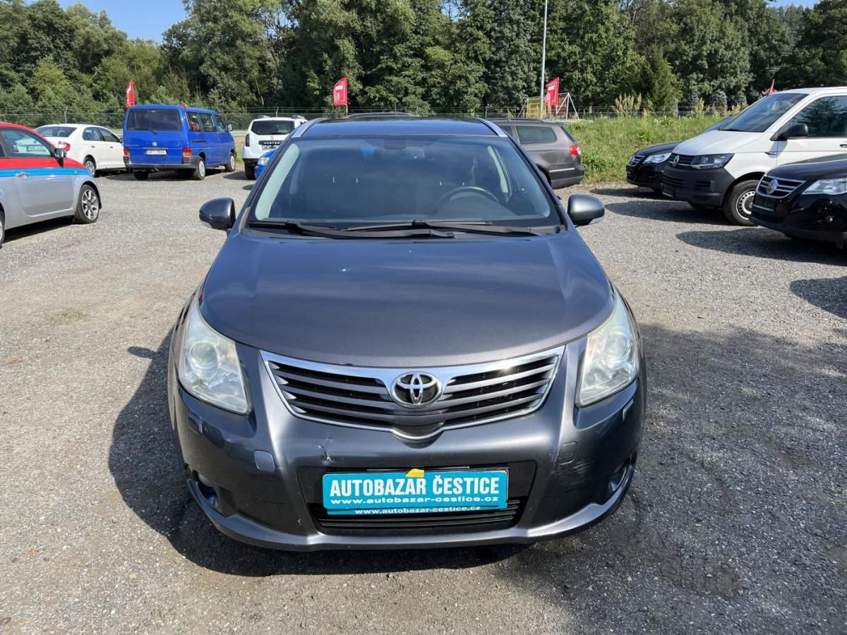 Toyota Avensis, 2.0 D 4-D - fotka 2