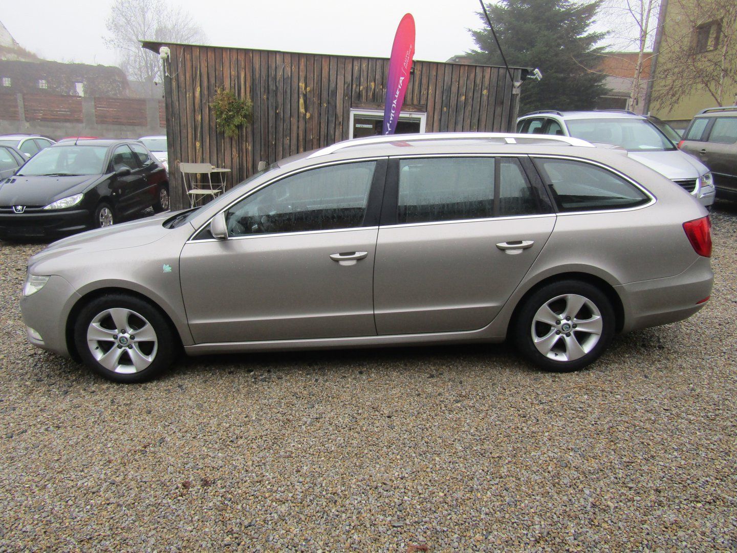 Škoda Superb, 1.6 TDI 77kW - fotka 3