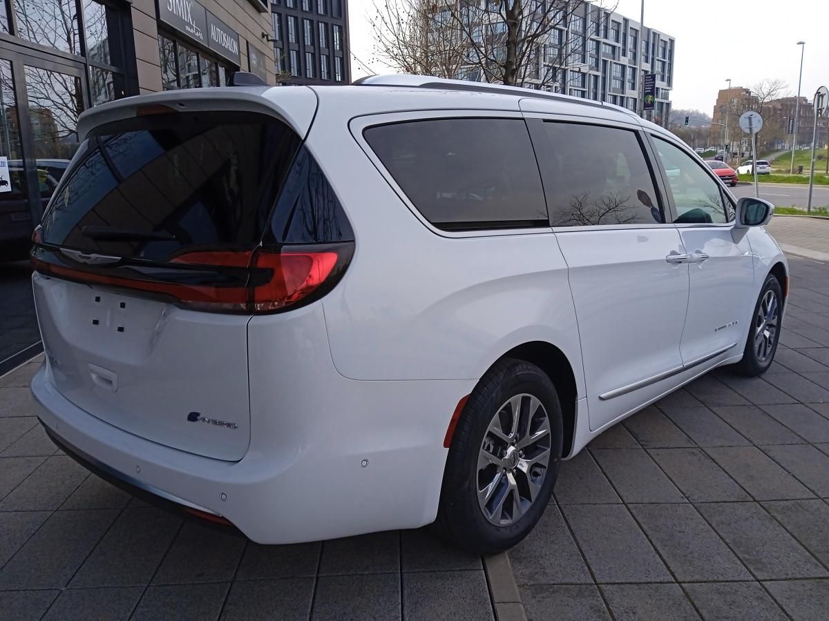 Chrysler Pacifica, Pinnacle, hybrid, 3.6l - fotka 3