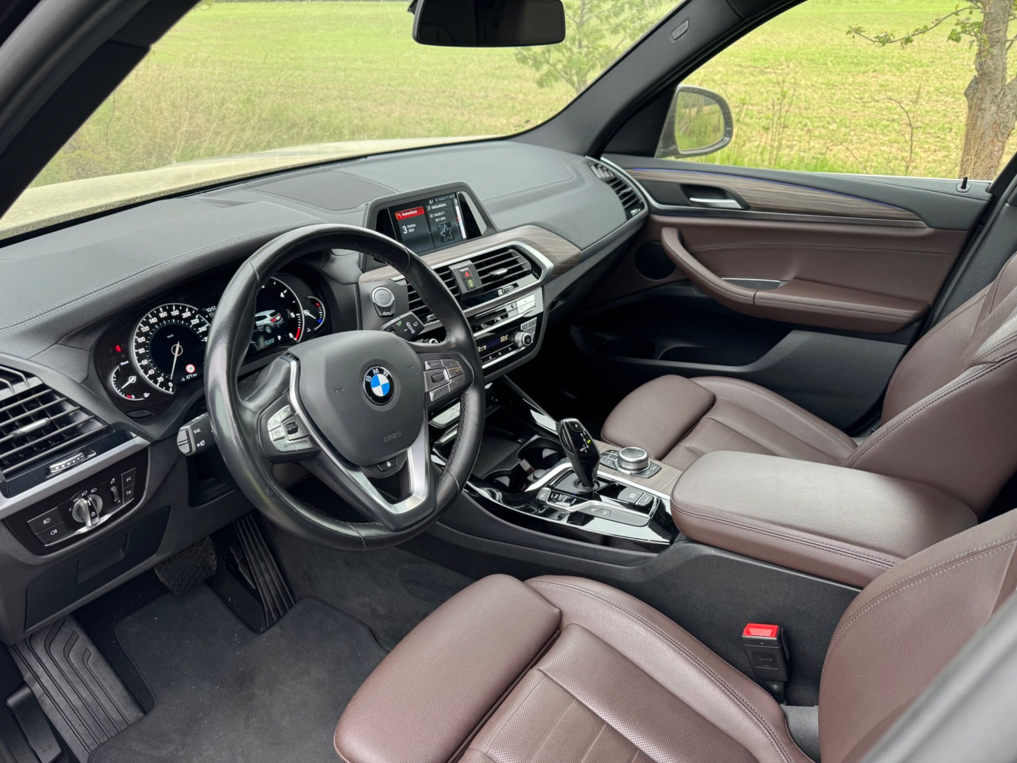 BMW X3, xDrive 30d 195kW xLine DPH - fotka 5