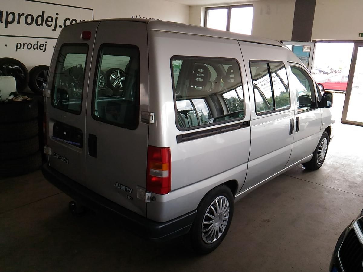 Citroën Jumpy, 2,0HDI,80KW,KLIMA,9MÍST,TAŽNÝ - fotka 6