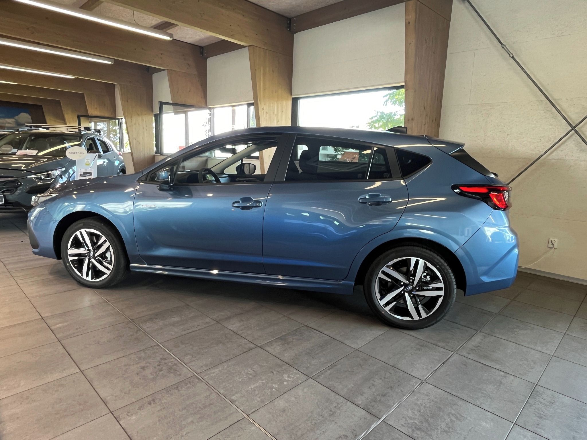 Subaru Impreza, 2.0 e-BOXER Active - fotka 2