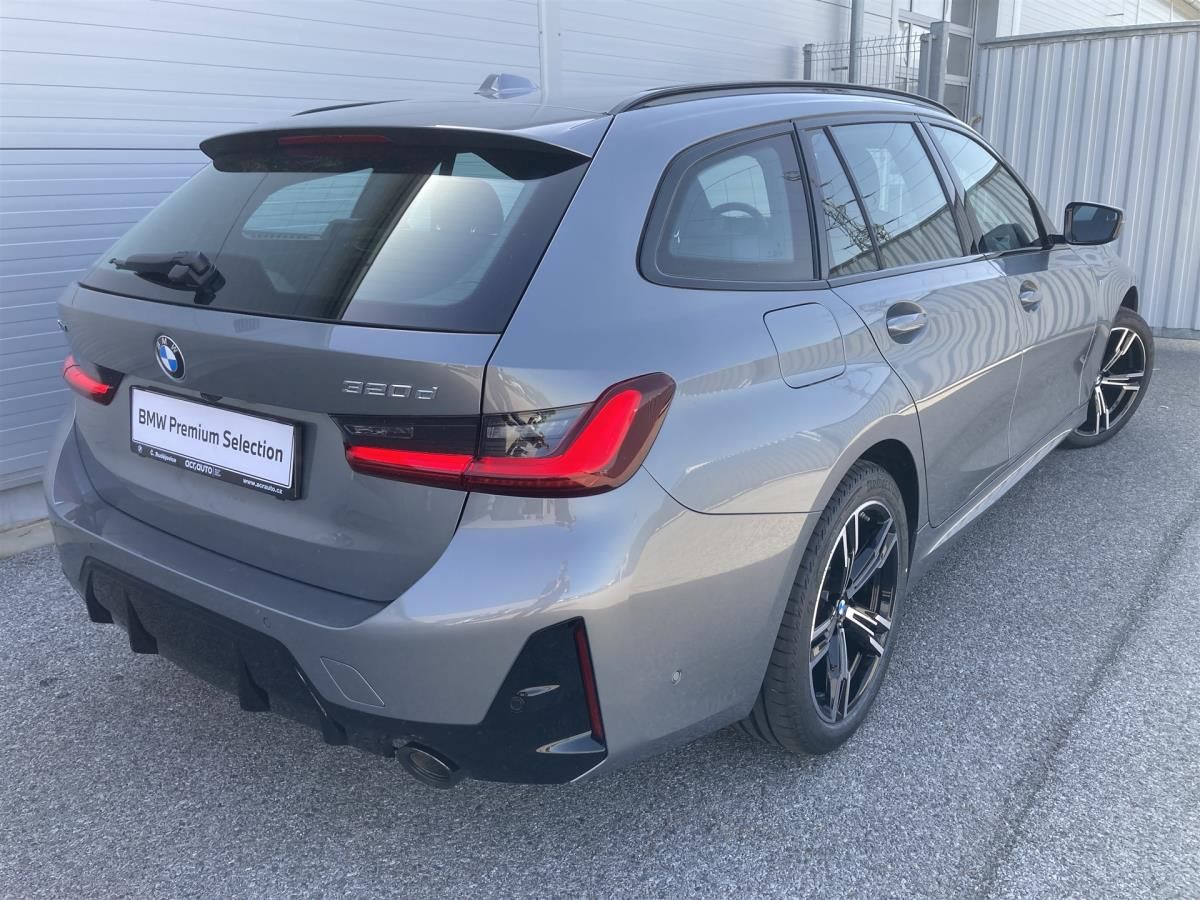 BMW Řada 3, 320d xDrive Touring - fotka 2