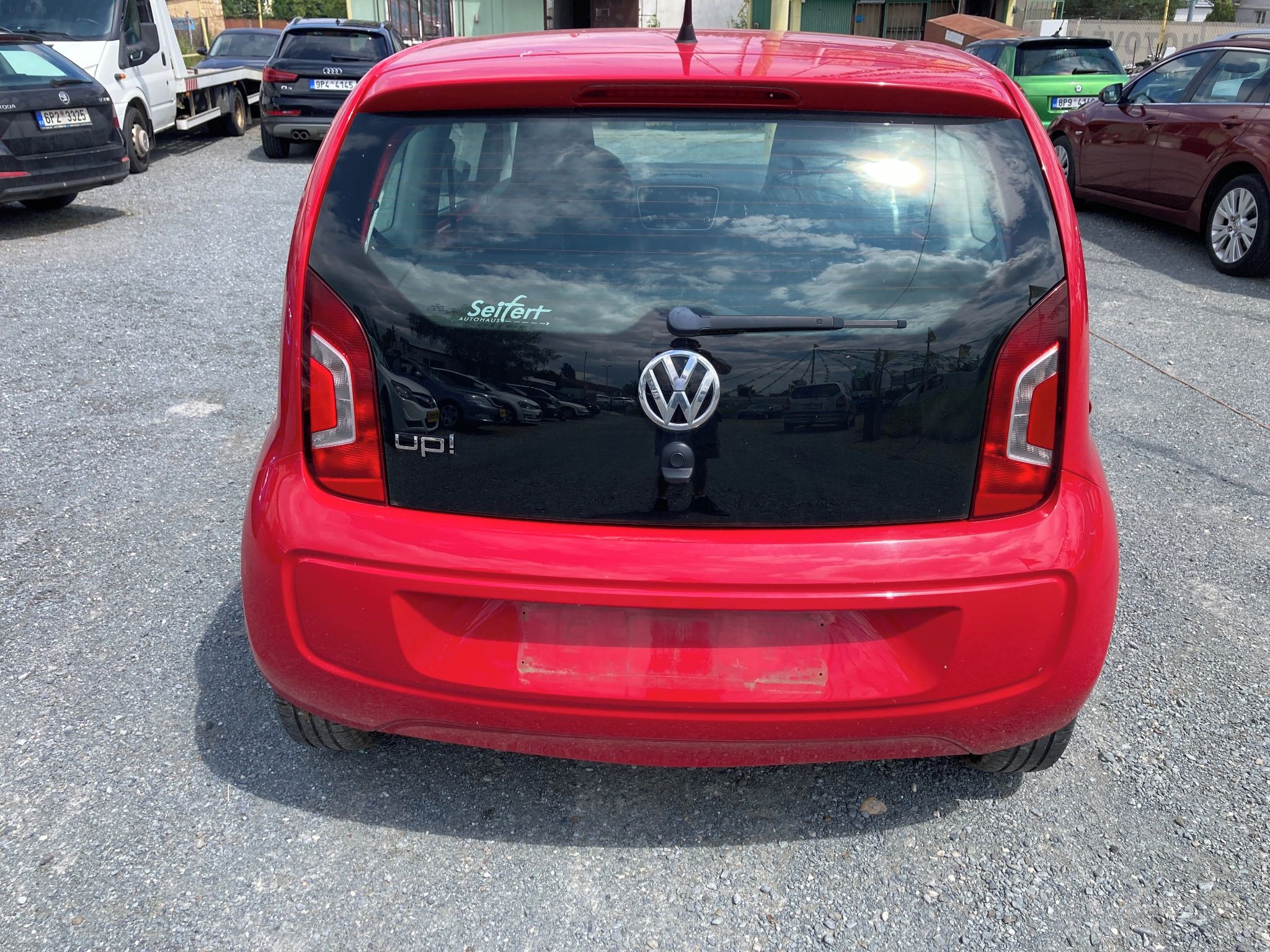 Volkswagen Up!, 1.0i 44kw 1.majitel 145.000km - fotka 4