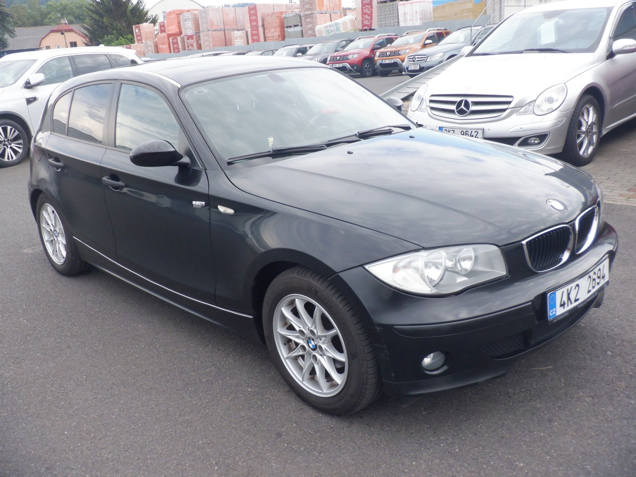 BMW Řada 1, 116i 1.6 - fotka 3