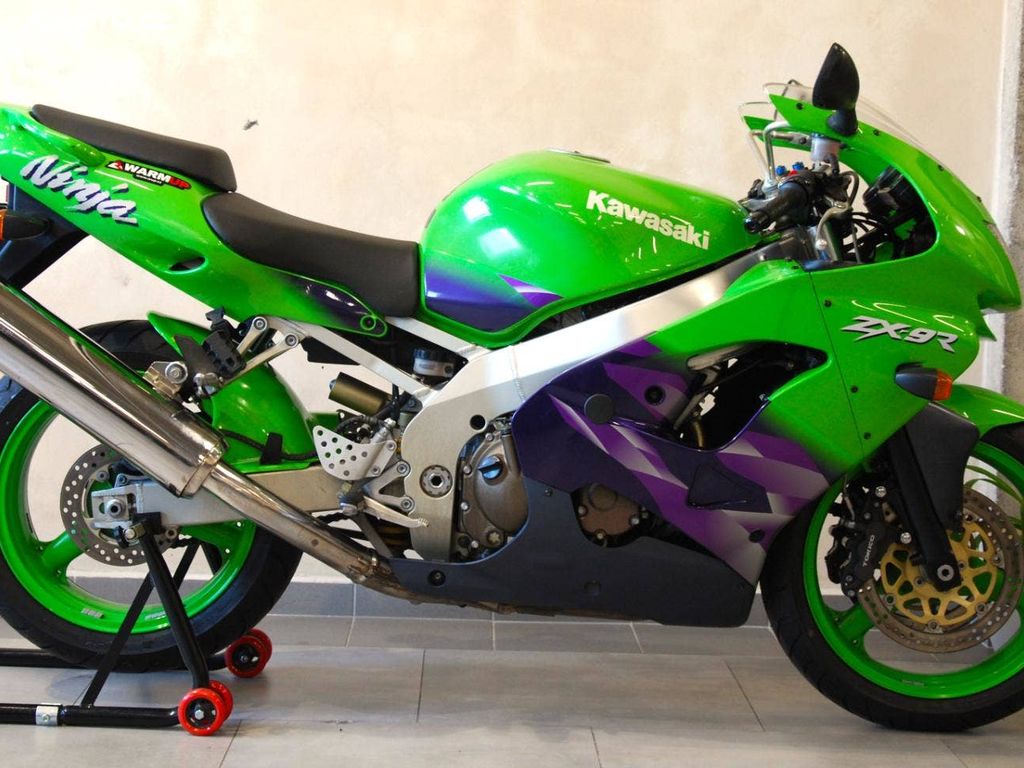 Kawasaki ZX Ninja -9R - krásný stav | Sauto.cz