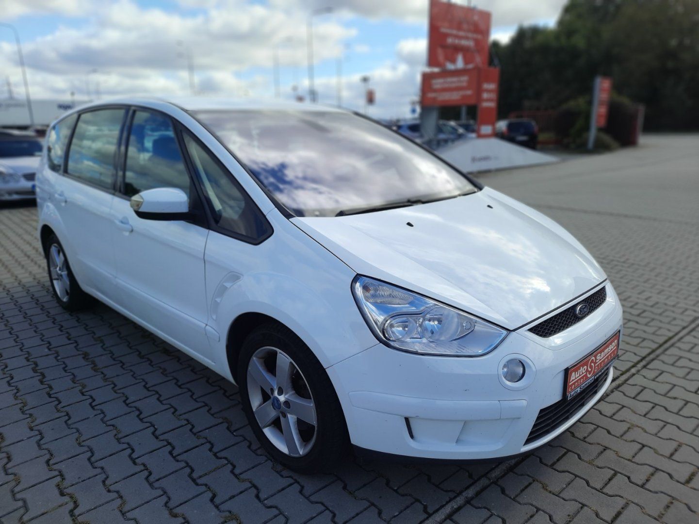 Ford S-MAX, 2,0 TDCi 96kW GPS NAVI AUTOMAT - fotka 3