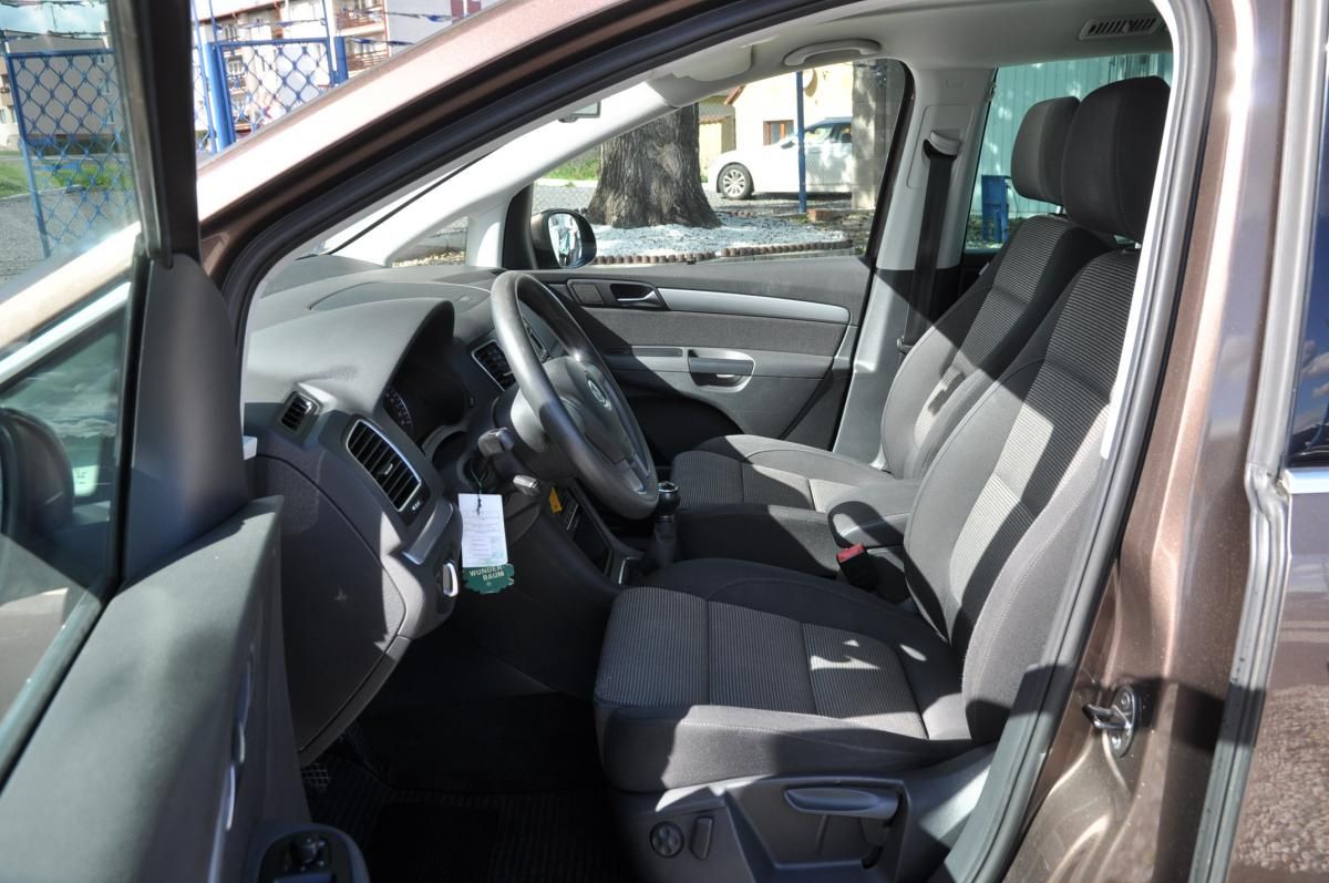 Volkswagen Sharan, 1.4TSi 110kW Comfort 7.míst - fotka 6