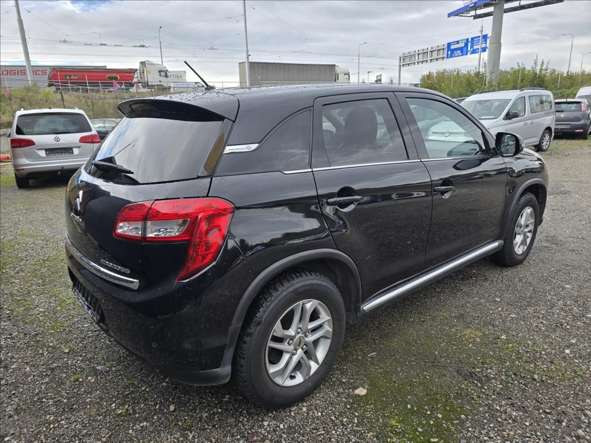 Citroën C4 Aircross, 1,6 HDi 115  4WD Tendance - fotka 5