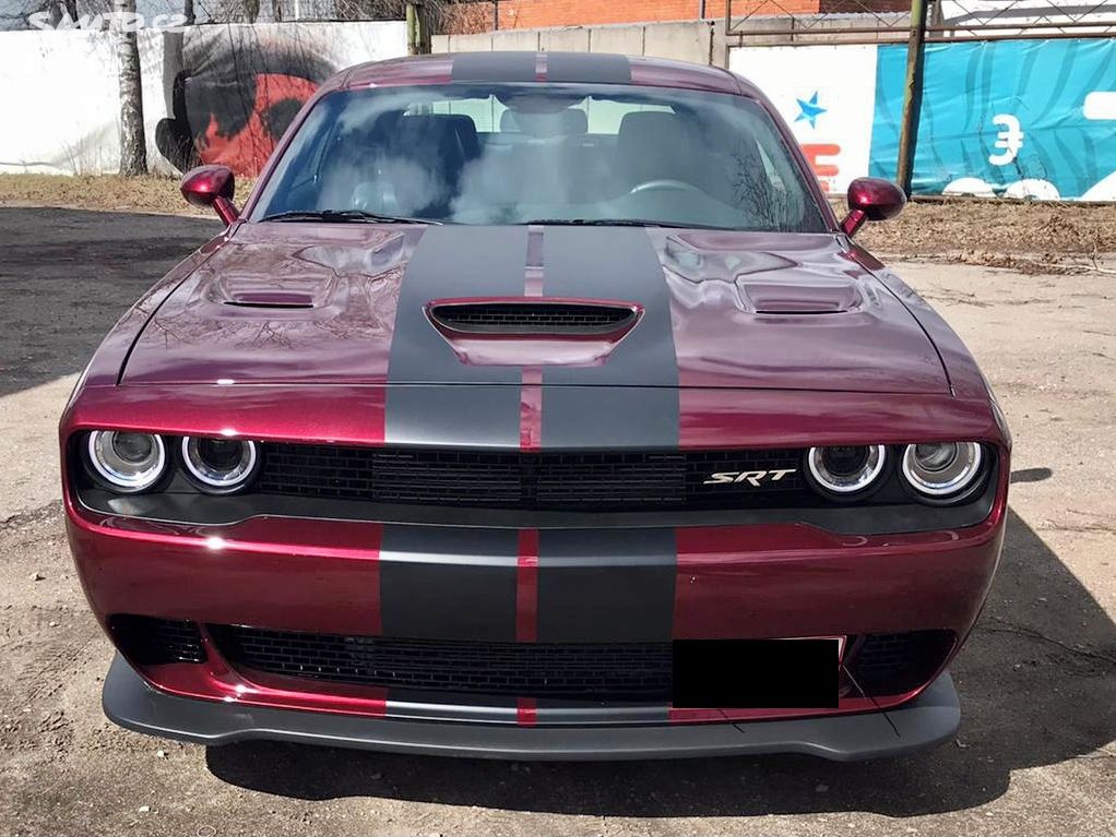 Dodge challenger 4x4