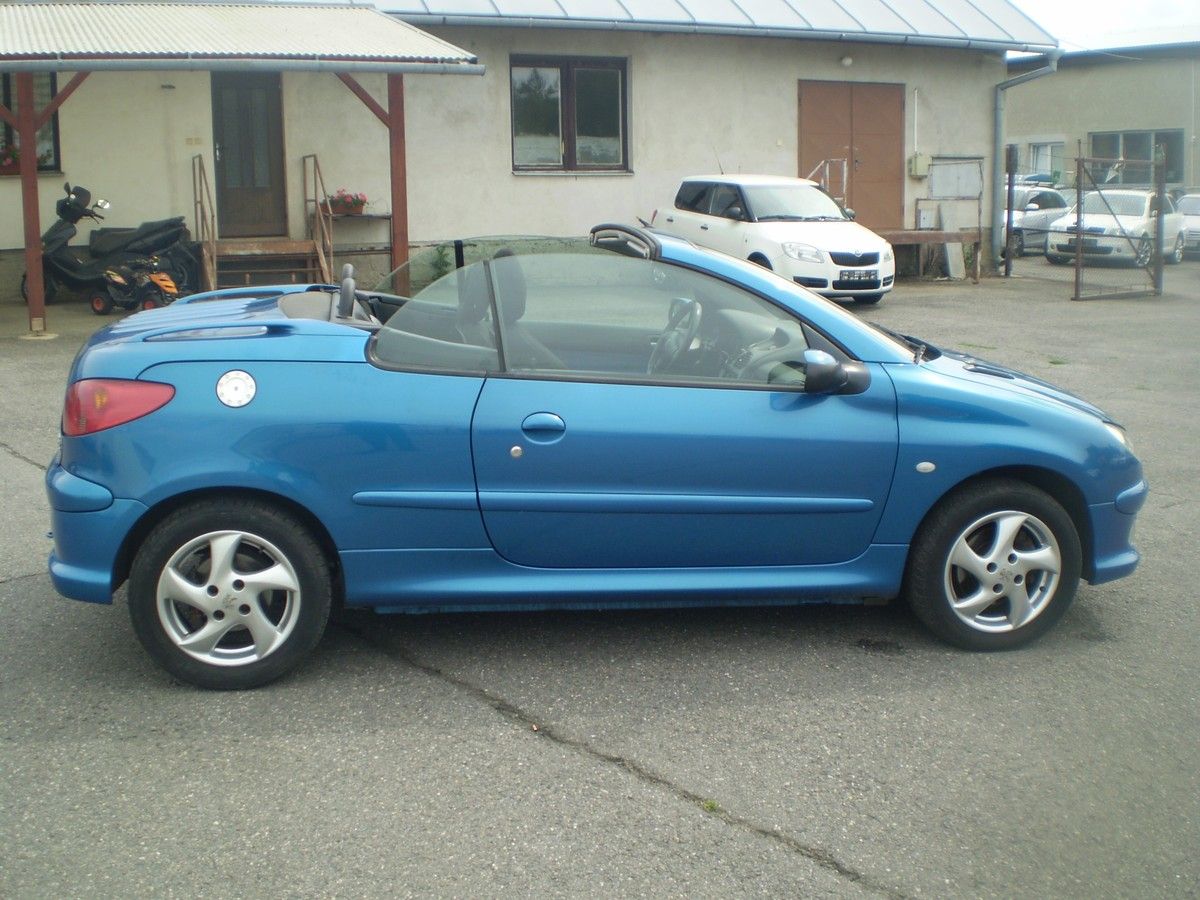 Peugeot 206, 1,6 CC-1.6-80kW-KABRIOLET-SERV - fotka 6