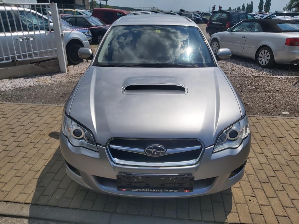 Subaru Legacy, 2,0 TD AWD - fotka 2