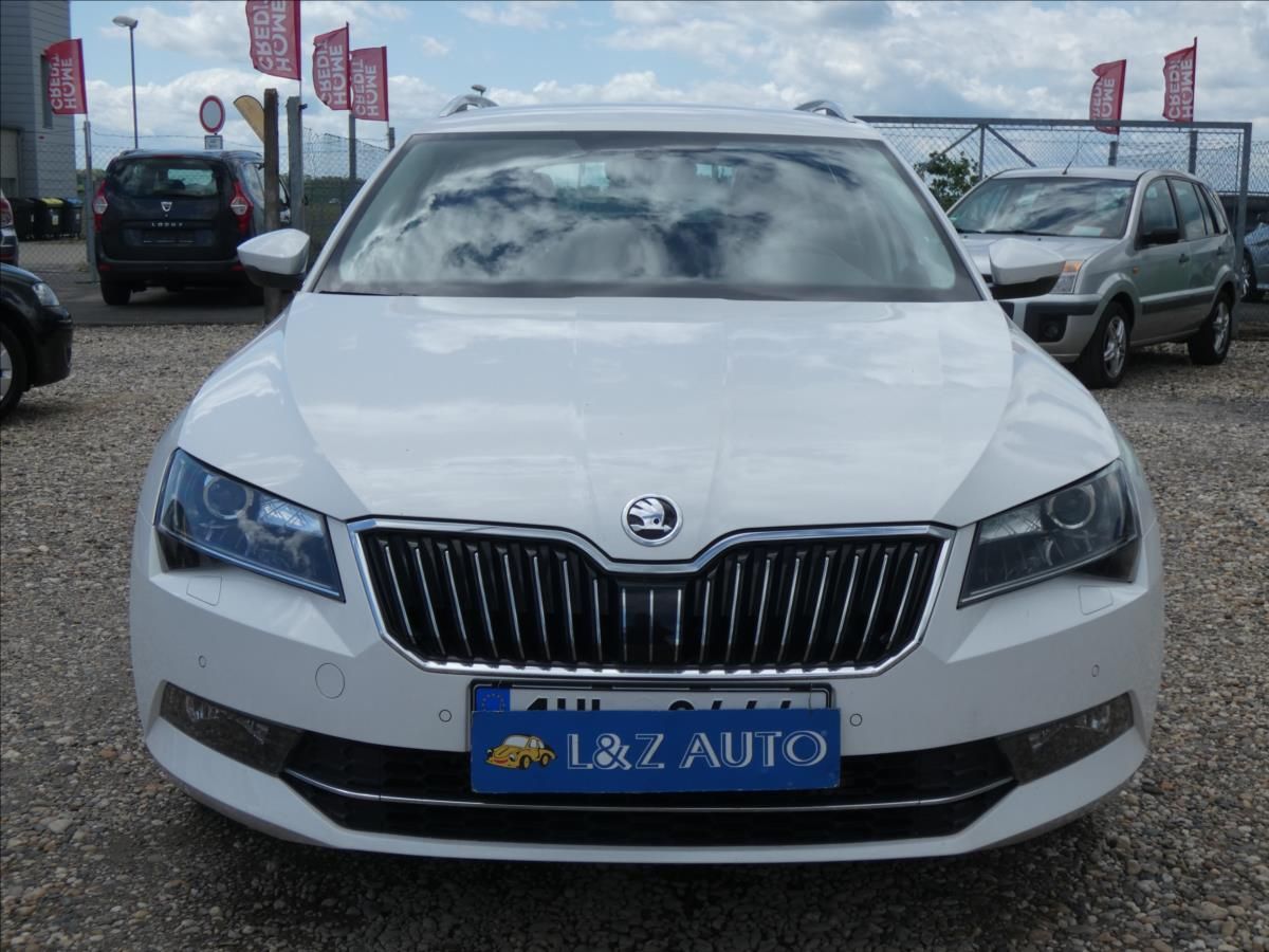 Škoda Superb, 2,0 TDI - fotka 2
