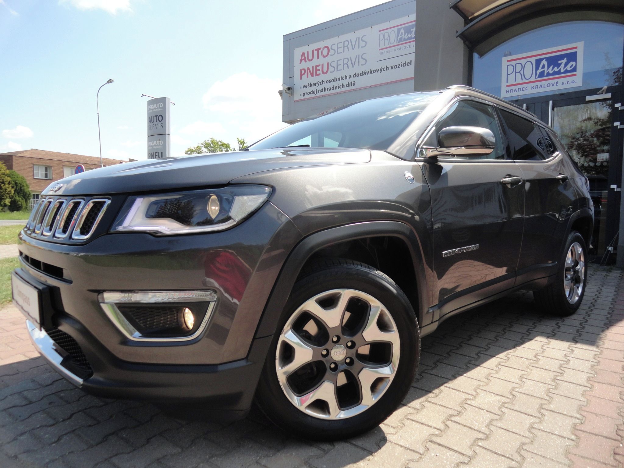 Jeep Compass, 1,4 MultiAir, Limited 4x4 - fotka 3