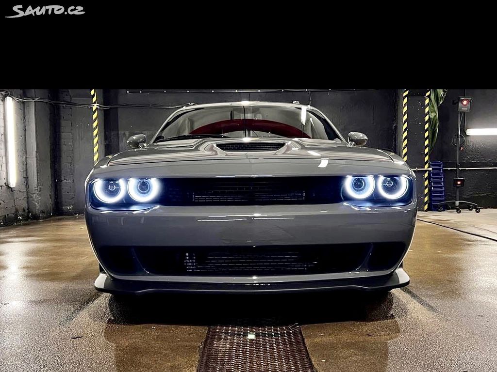 Dodge challenger 3 6l full options sauto cz