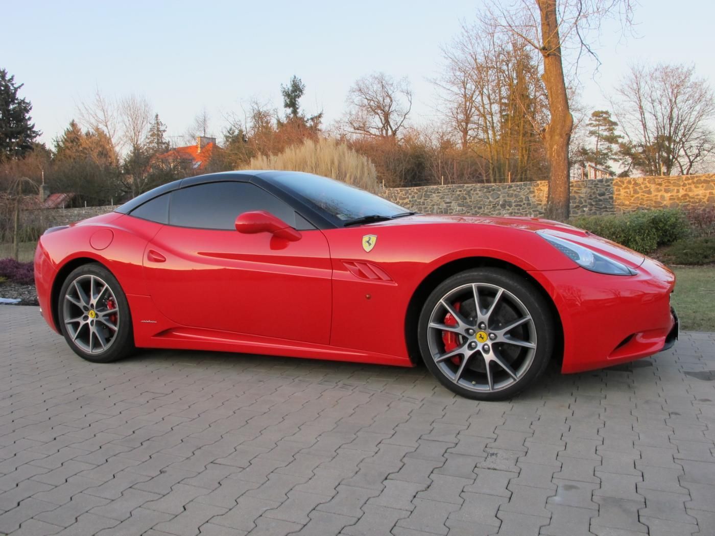 Ferrari California, ČR  1.MAJITEL