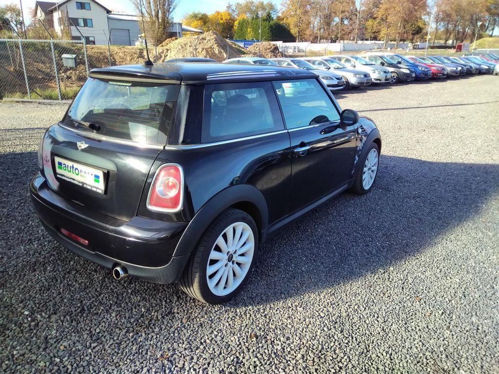 Mini One, 1,6 66kW - fotka 6
