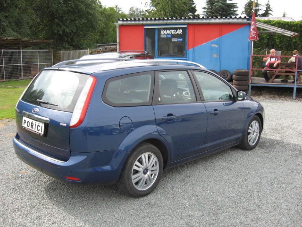Ford Focus, 2,0 TDCi Ghia X - fotka 3