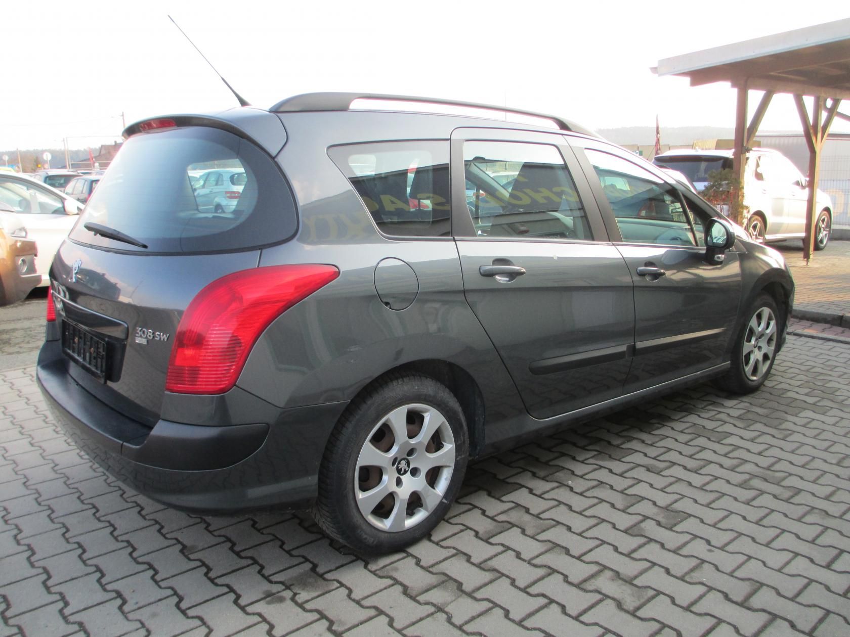 Peugeot 308, 1,6HDi, 82kW, KLIMA, TEMPOMAT - fotka 4