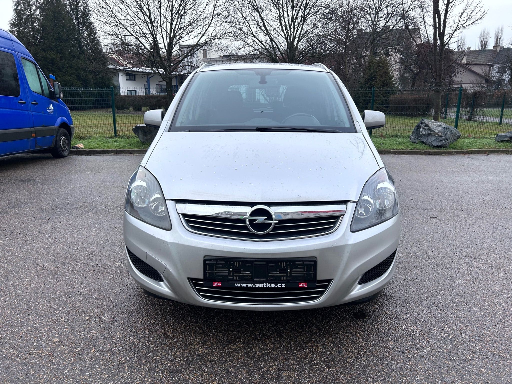 Opel Zafira, 1,8 16V, 7 míst, - fotka 2