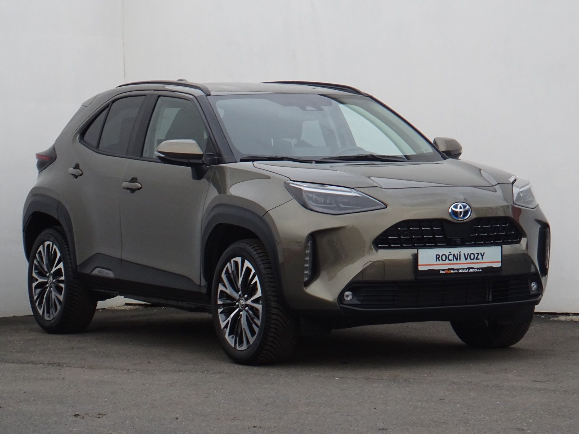 Toyota Yaris, Cross 1.5 hybrid 68 kW - fotka 5
