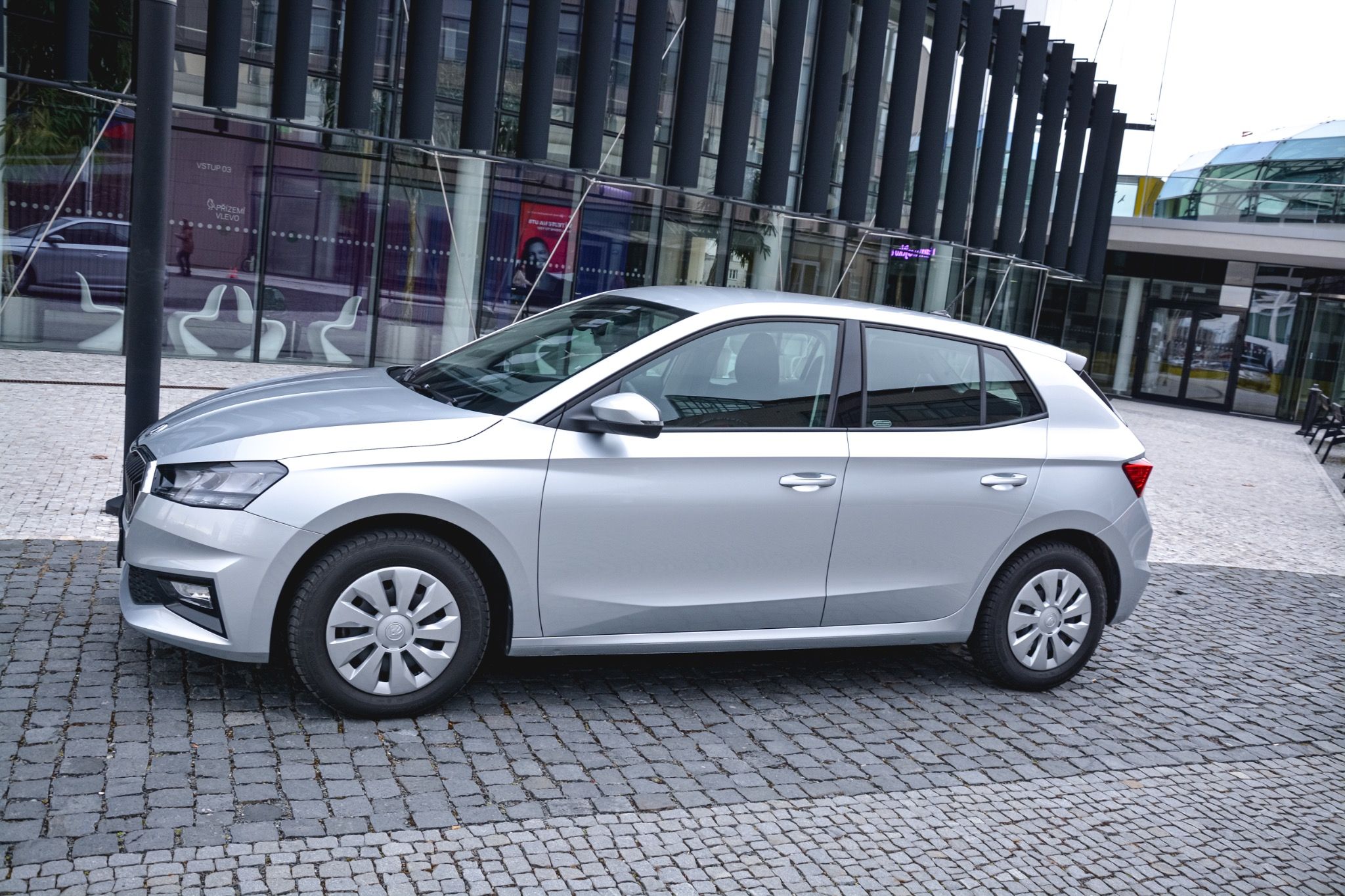 Škoda Fabia, 4 Ambition 7ST Aut DSG 1MAJ ČR - fotka 5