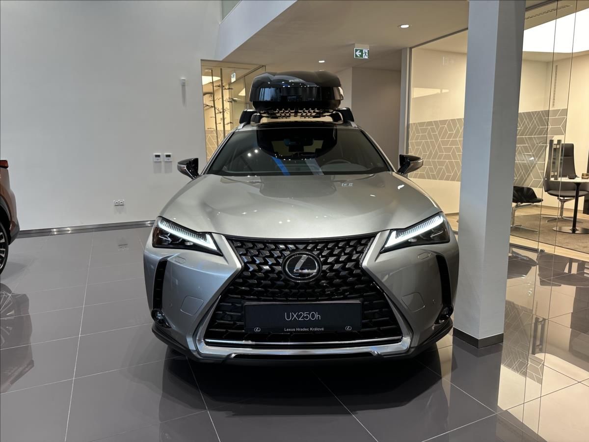 Lexus UX 250h, 2,0 UX 250h Prestige  2,0 HEV - fotka 2
